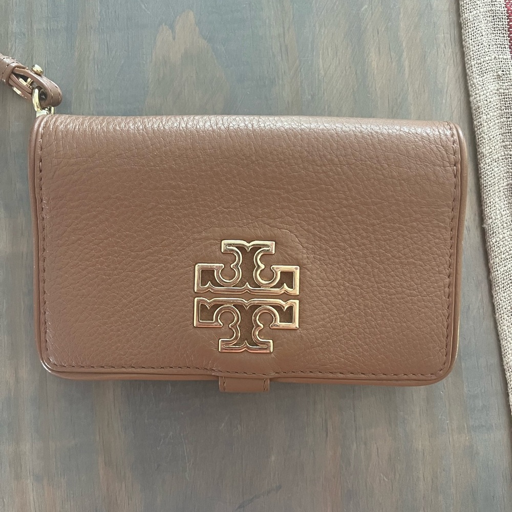 Tory Burch Wallet with sling